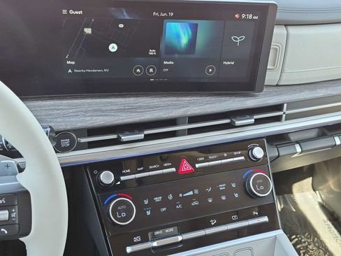 Certified 2025 Hyundai Santa Fe Limited FWD image 29