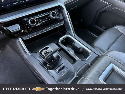 Used 2022 GMC Sierra 1500 Denali AWD/4WD image 14