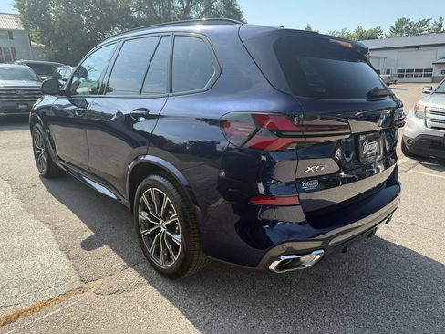Used 2024 BMW X5 xDrive40i w/ M Sport Package AWD/4WD image 6