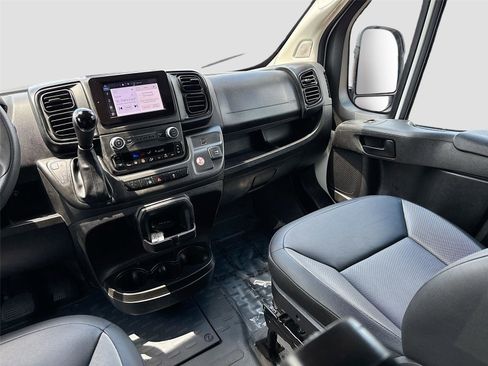 Used 2025 RAM ProMaster 2500 w/ Convenience Group FWD image 21