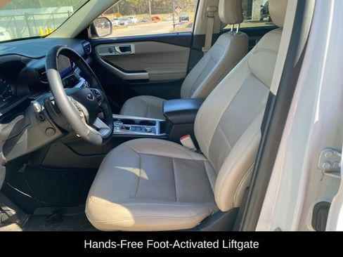 Used 2021 Ford Explorer Limited w/ Equipment Group 301A image 12