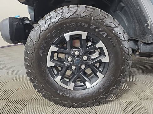 Used 2025 Jeep Wrangler Unlimited Rubicon 4xe w/ Safety Group AWD/4WD image 13