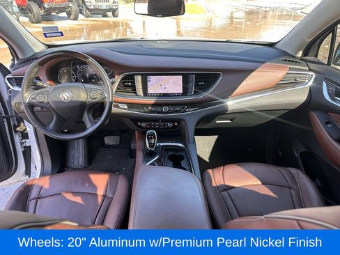 Used 2021 Buick Enclave Avenir image 24