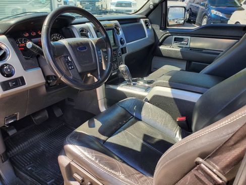 Used 2014 Ford F150 FX4 w/ Equipment Group 402A Luxury AWD/4WD image 19