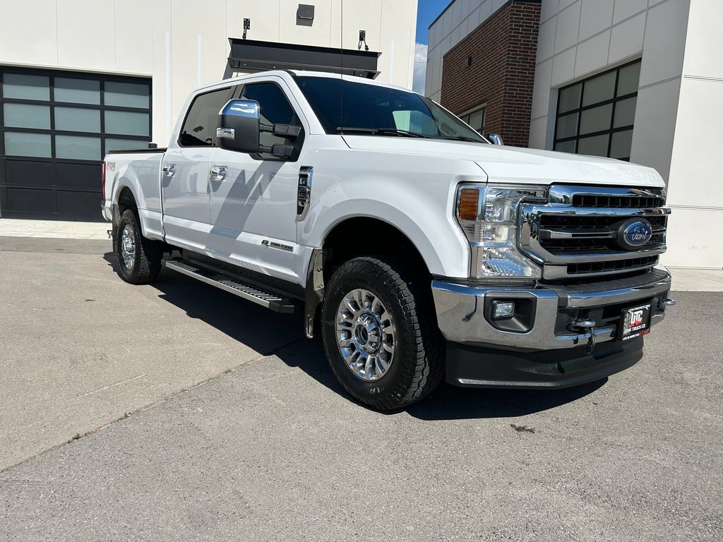 Used 2020 Ford F350 Lariat w/ Lariat Ultimate Package AWD/4WD image 3