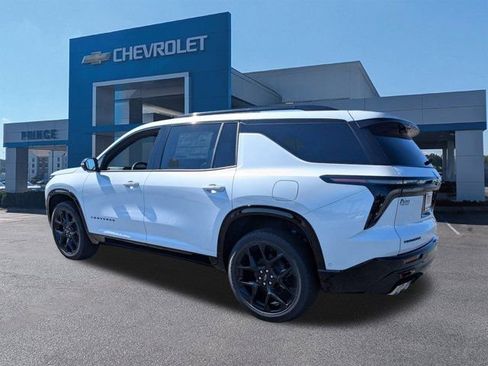 New 2026 Chevrolet Traverse RS w/ LPO, Floor Liner Package image 6