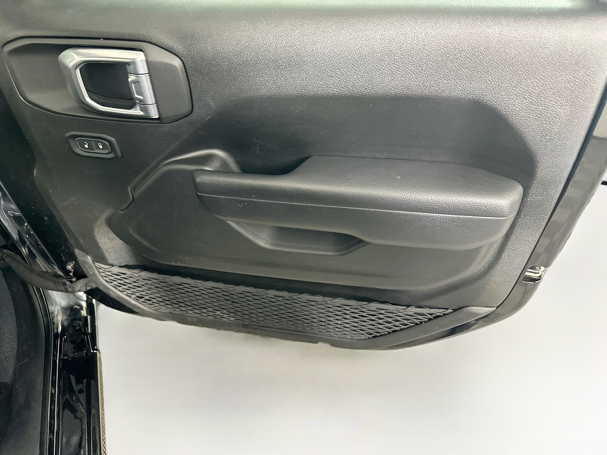 Used 2023 Jeep Gladiator Sport AWD/4WD image 29