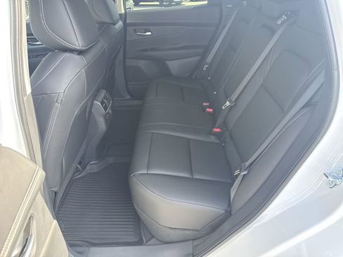 New 2025 Nissan Murano SL image 14