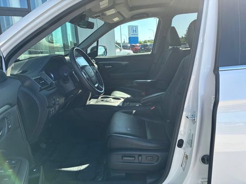 Used 2023 Honda Ridgeline RTL-E image 10