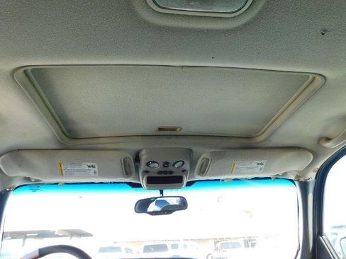 Used 2004 Chevrolet Avalanche Z71 w/ Sun And Sound Package image 16