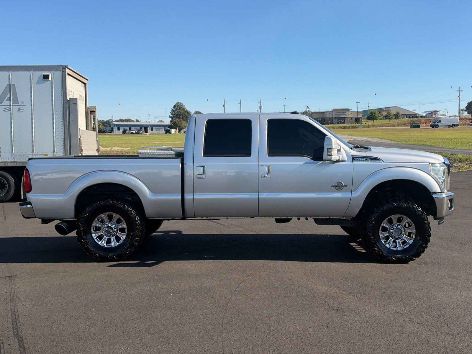 Used 2012 Ford F250 XLT w/ Skid Plate Pkg AWD/4WD image 4