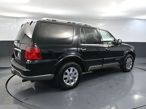 Used 2003 Lincoln Navigator Luxury image 4