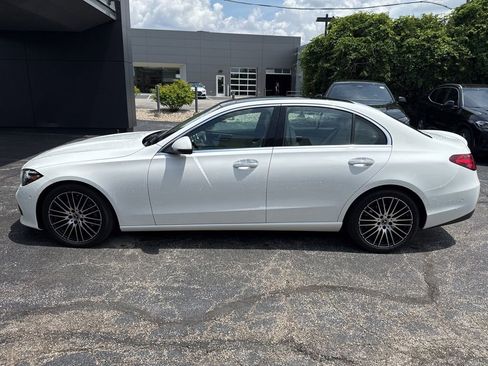 Used 2023 Mercedes-Benz C 300 4MATIC Sedan image 2