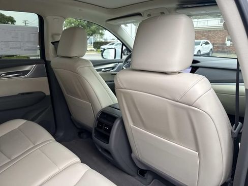 Certified 2023 Cadillac XT5 Premium Luxury AWD/4WD image 26