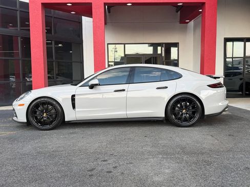 Used 2018 Porsche Panamera 4S AWD/4WD image 6