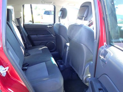 Used 2013 Jeep Compass Latitude AWD/4WD image 11