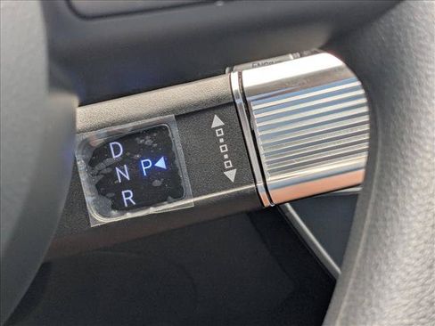 Used 2025 Hyundai Sonata SEL FWD image 13