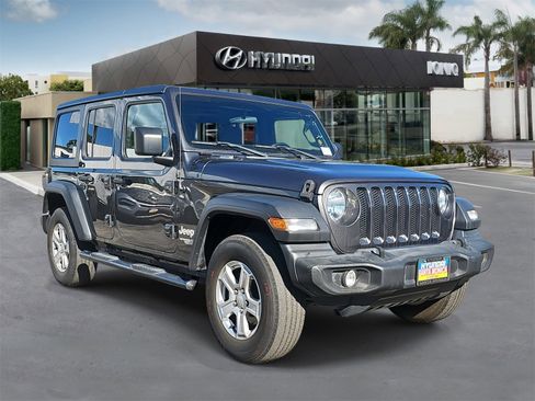 Used 2021 Jeep Wrangler Unlimited Sport image 1