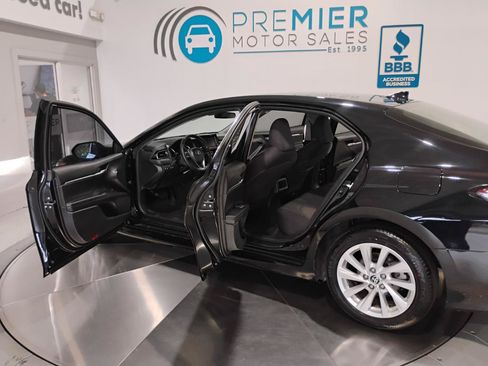 Used 2023 Toyota Camry LE FWD image 23