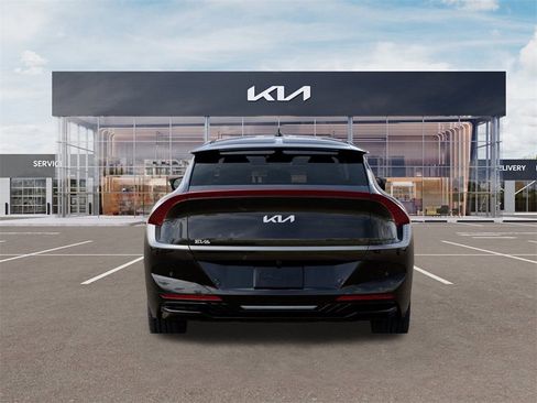 New 2025 Kia EV6 Wind image 13