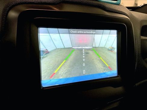 Used 2021 Jeep Renegade Latitude image 20