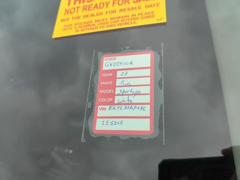 Used 2023 Kia Sportage EX image 6