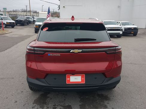 New 2026 Chevrolet Equinox EV LT FWD image 7