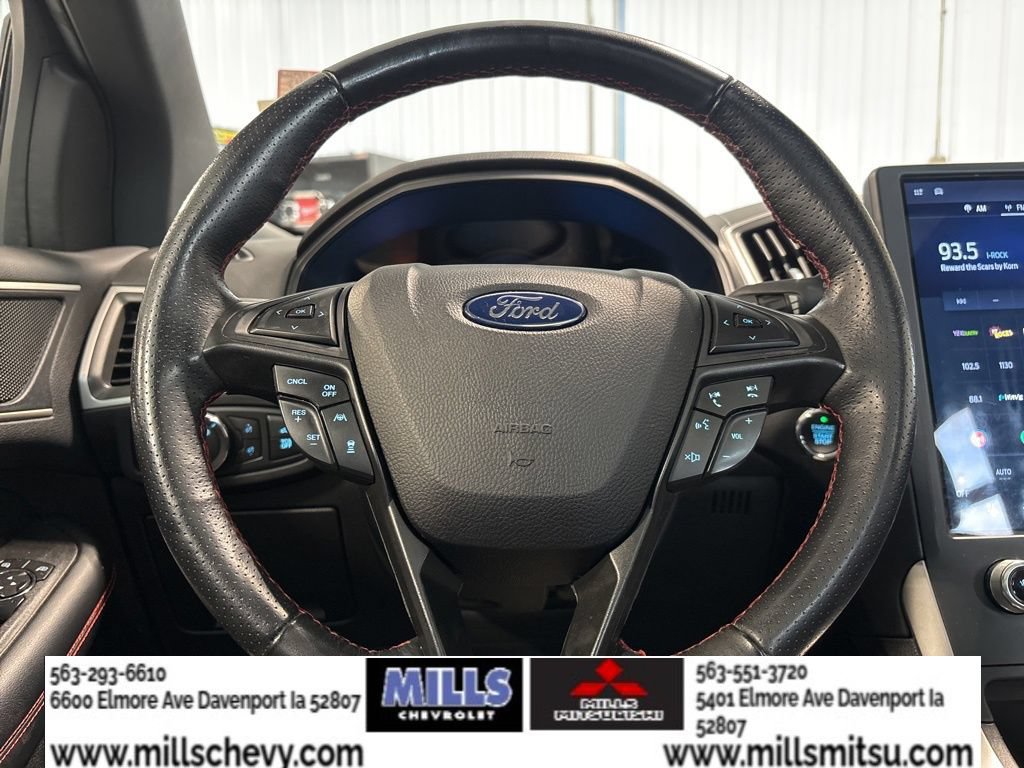 Used 2022 Ford Edge ST-Line w/ Cold Weather Package AWD/4WD image 25