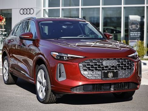 New 2025 Audi Q5 2.0T Premium Plus image 2