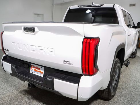 Used 2024 Toyota Tundra SR5 w/ SR5 Convenience Package AWD/4WD image 7