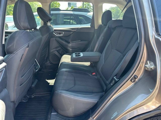 Used 2019 Subaru Forester Premium AWD/4WD image 8