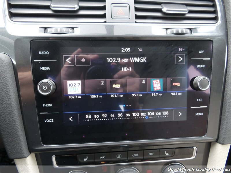 Used 2018 Volkswagen Golf SE FWD image 16