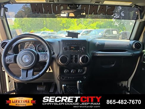 Used 2017 Jeep Wrangler Unlimited Sport w/ Quick Order Package 24S AWD/4WD image 12