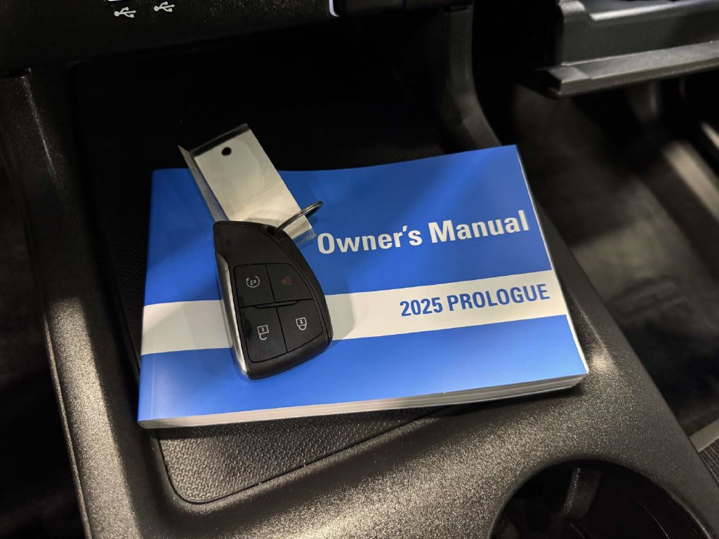 Used 2025 Honda Prologue EX image 29