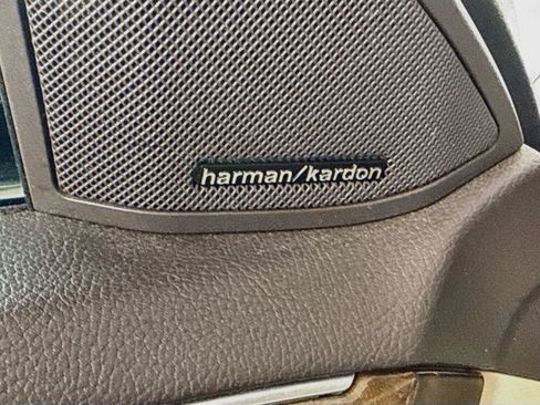Used 2015 Mercedes-Benz E 350 Sedan image 30