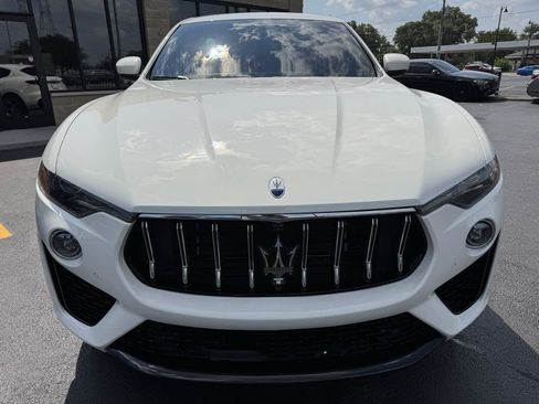 Used 2022 Maserati Levante GT AWD/4WD image 2