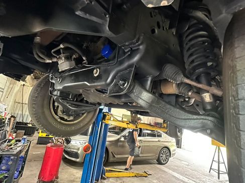 Used 2016 Ford F150 XLT AWD/4WD image 38