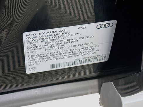 Used 2023 Audi Q5 2.0T Premium Plus w/ Premium Plus Package AWD/4WD image 12