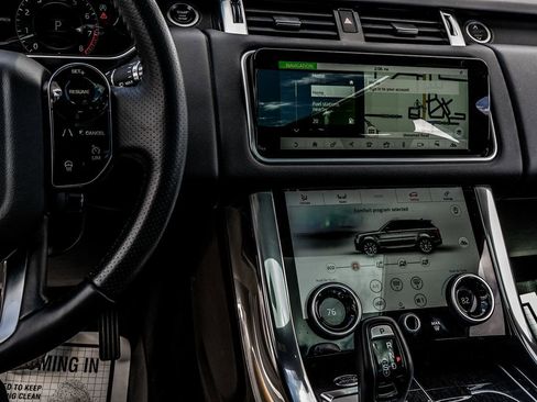 Used 2021 Land Rover Range Rover Sport SE image 28