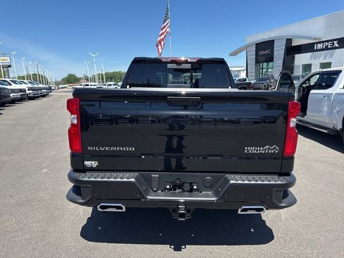 New 2026 Chevrolet Silverado 1500 High Country AWD/4WD image 4