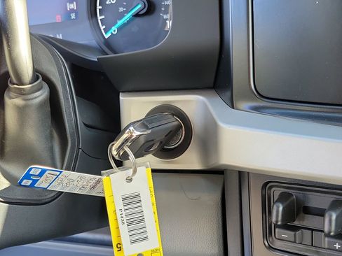 New 2026 Ford F350 XL w/ XL Chrome Package image 29