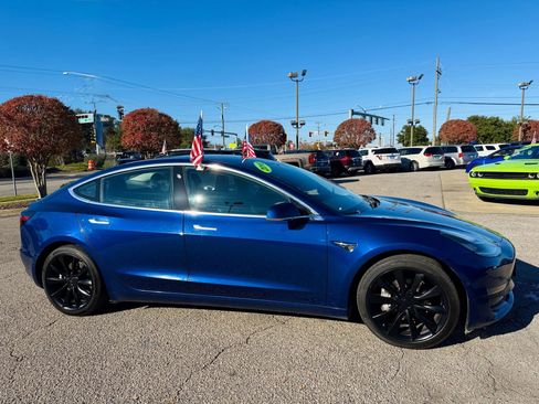 Used 2018 Tesla Model 3 Long Range image 49