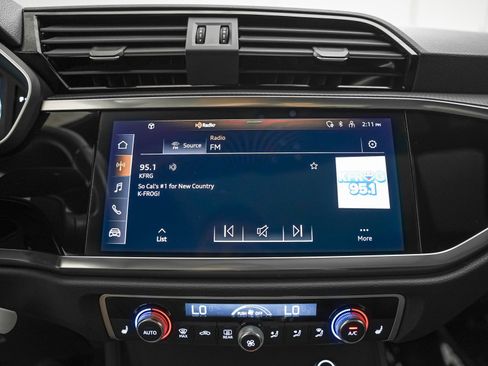 Used 2023 Audi Q3 2.0T Premium image 19