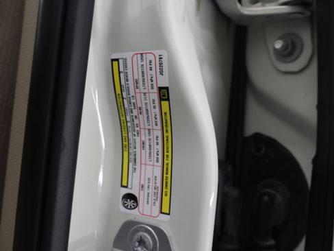 Used 2018 RAM 3500 Laramie image 63