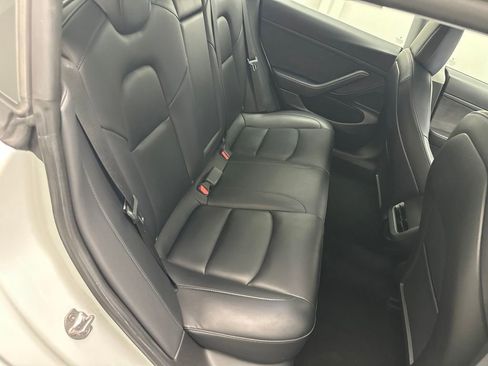 Used 2021 Tesla Model 3 Standard Range Plus RWD image 11