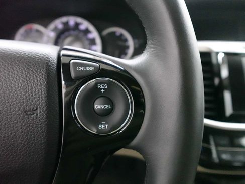 Used 2016 Honda Accord EX-L image 18