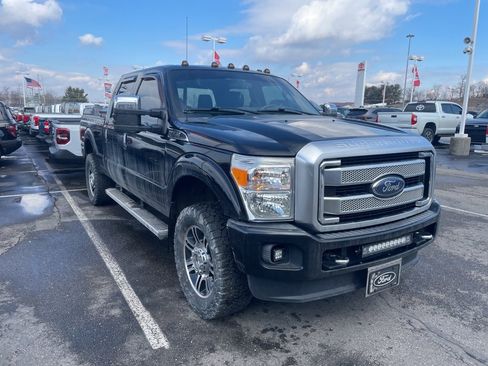Used 2016 Ford F250 Platinum w/ Snow Plow Prep Package image 3