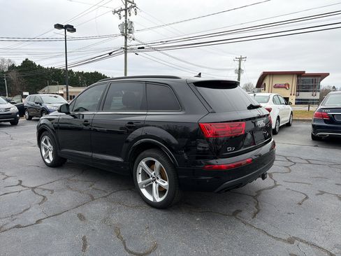 Used 2019 Audi Q7 3.0T Prestige image 5