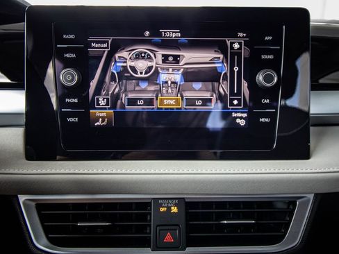Used 2025 Volkswagen Taos SE FWD image 45