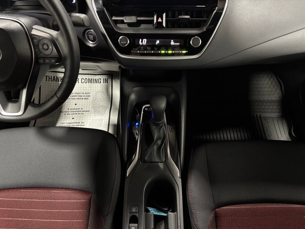 Used 2026 Toyota Corolla SE FWD image 37